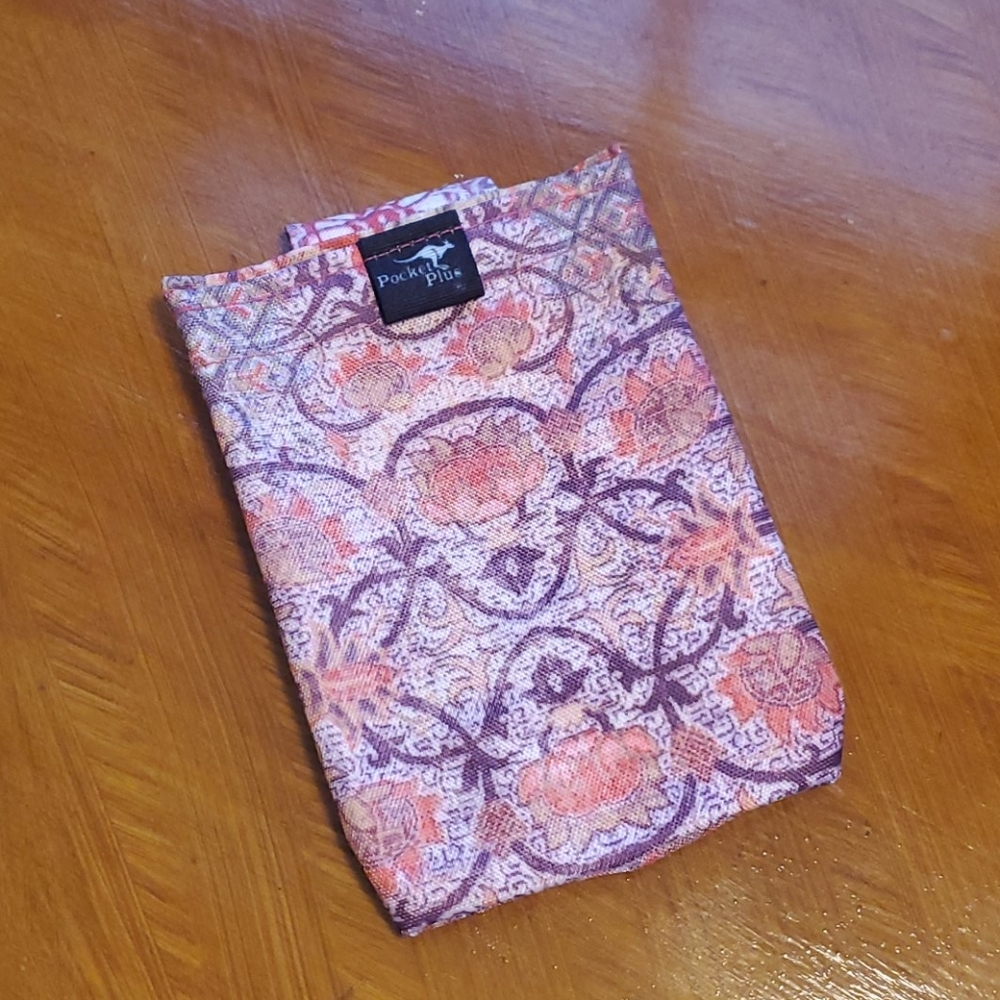 NWOT Pocket Plus Cell Phone Carrier